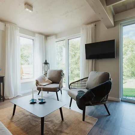 Mit Exklusiver Terrasse *