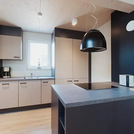 Mit Exklusiver Terrasse