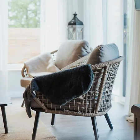 Mit Exklusiver Terrasse