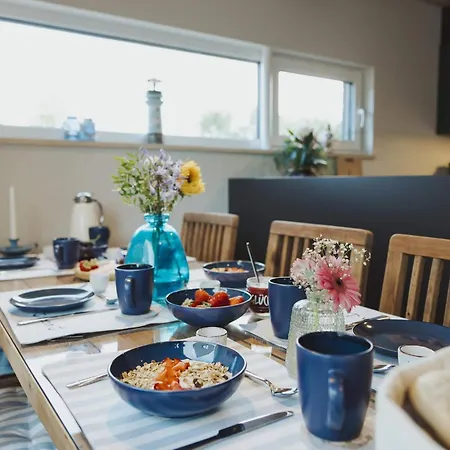 Mit Exklusiver Terrasse * ساغارد