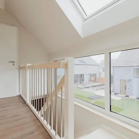 Mit Exklusiver Terrasse بيت للعطل
